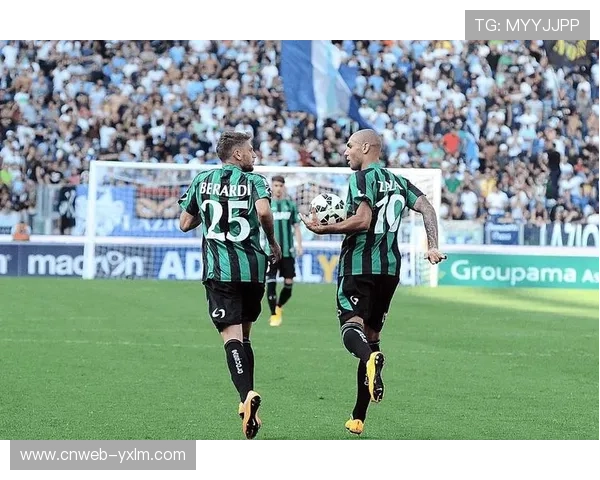 萨索洛0-5惨败国际米兰,蓝黑军团客场大胜巩固榜首 萨索洛0-5惨败国际米兰,蓝黑军团客场大胜巩固榜首